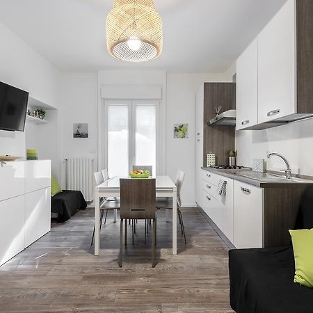 Stayeasy Filzi11 - 3 Bedrooms, 2 Baths - Central Station Milano Exteriör bild