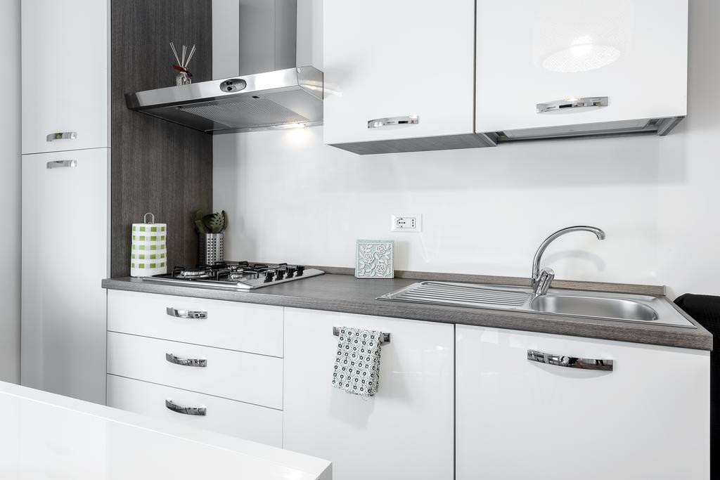 Stayeasy Filzi11 - 3 Bedrooms, 2 Baths - Central Station Milano Exteriör bild