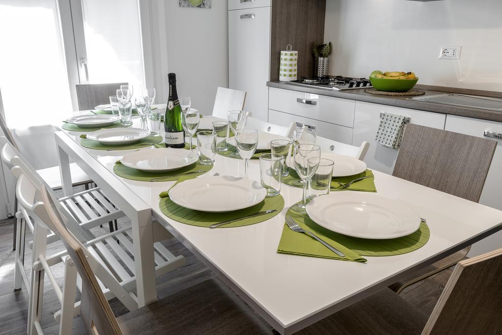 Stayeasy Filzi11 - 3 Bedrooms, 2 Baths - Central Station Milano Exteriör bild